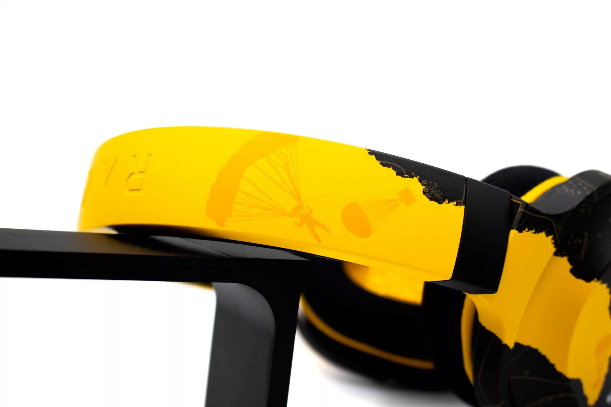 RAZER Barracuda X PUBG Battlegrounds parachute