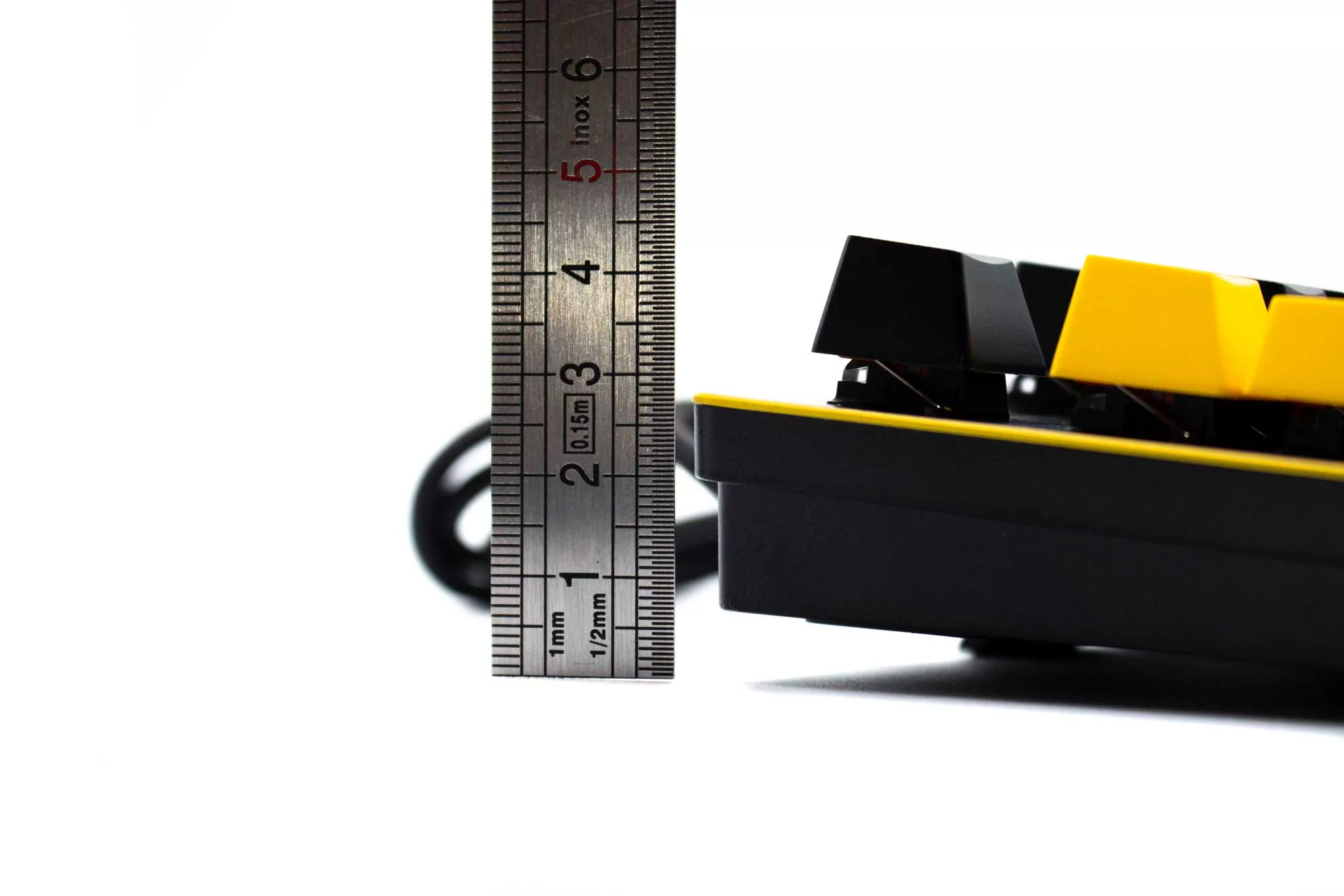 RAZER Viper V2 Pro PUBG Battleground Hauteur arrière 2