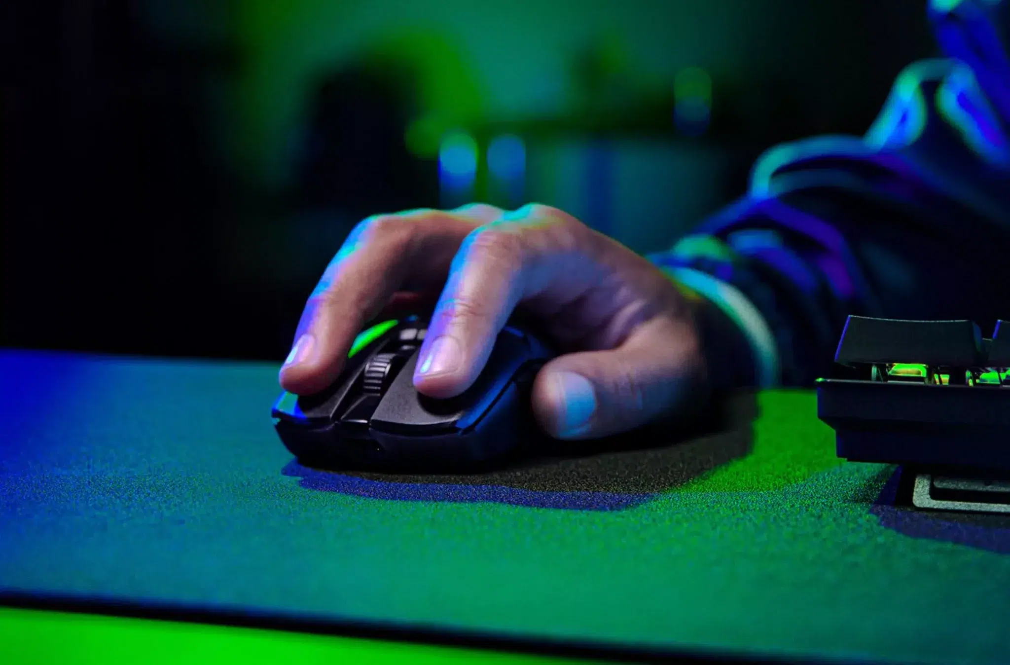 RAZER Viper V2 Pro PUBG Battleground switches