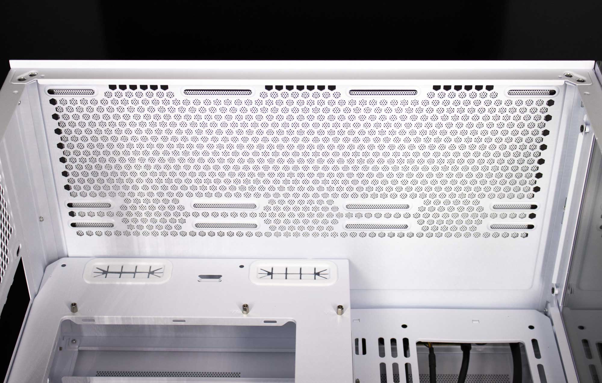 Raijintek PAEAN C7 intérieur haut