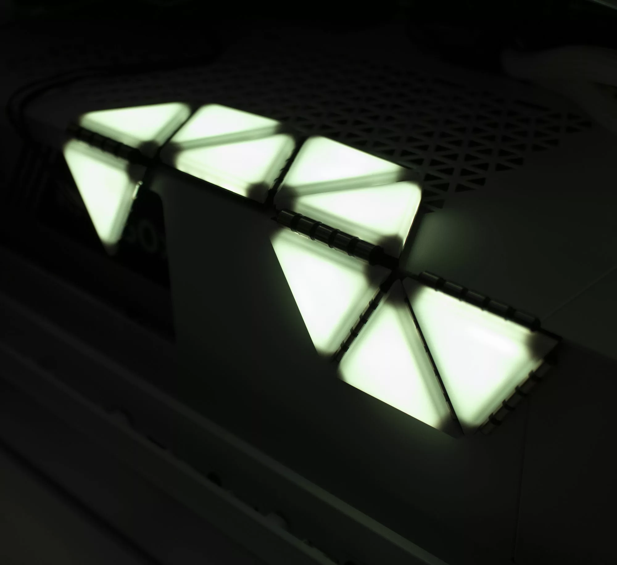 CORSAIR iCUE LC100 RGB vert 1