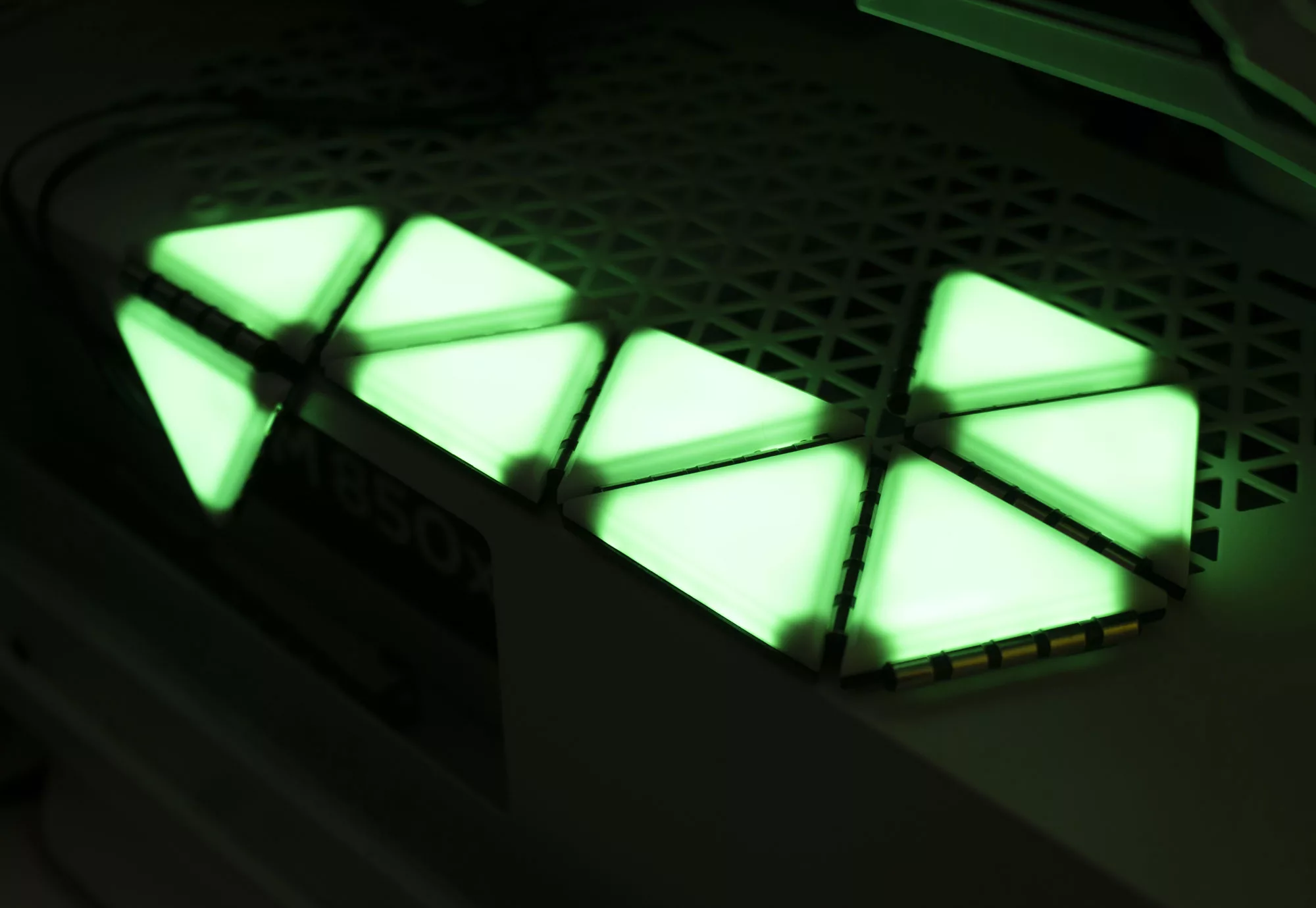 CORSAIR iCUE LC100 RGB vert