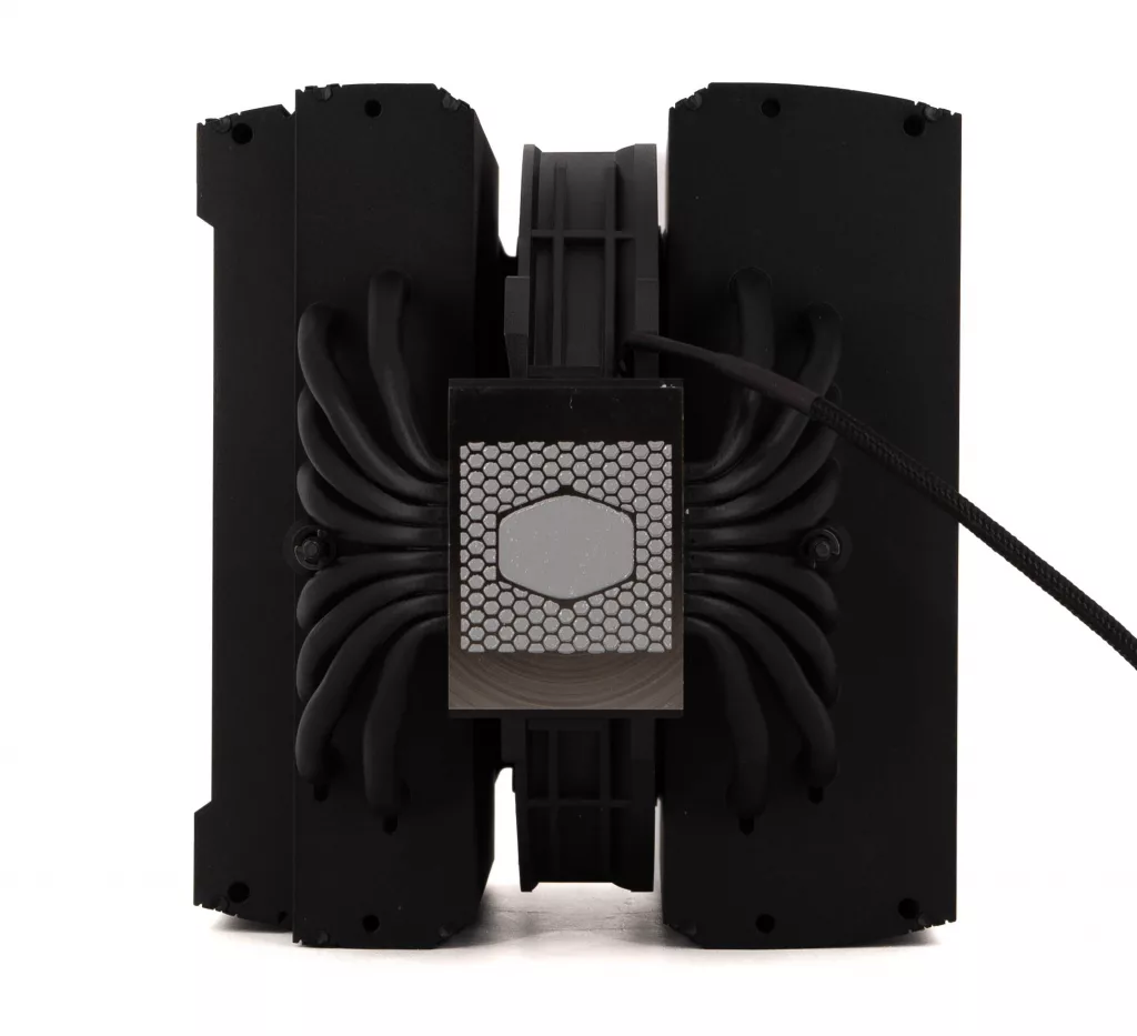 Cooler Master MA824 Stealth pate thermique preappliquée