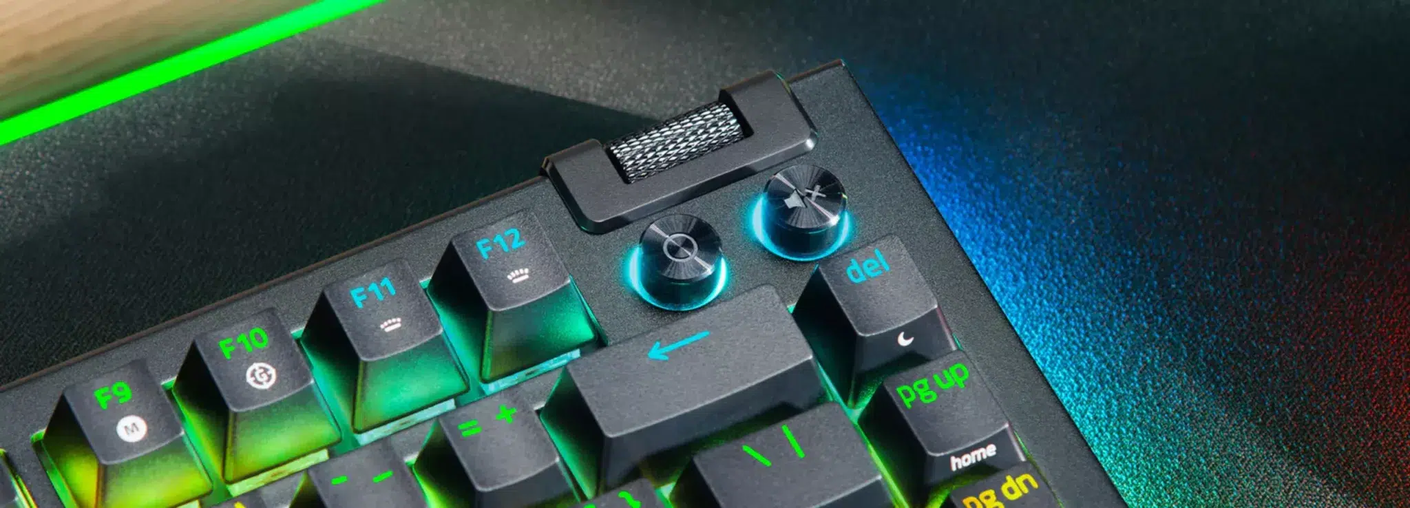 Razer Blackwidow V4 75% multimédia