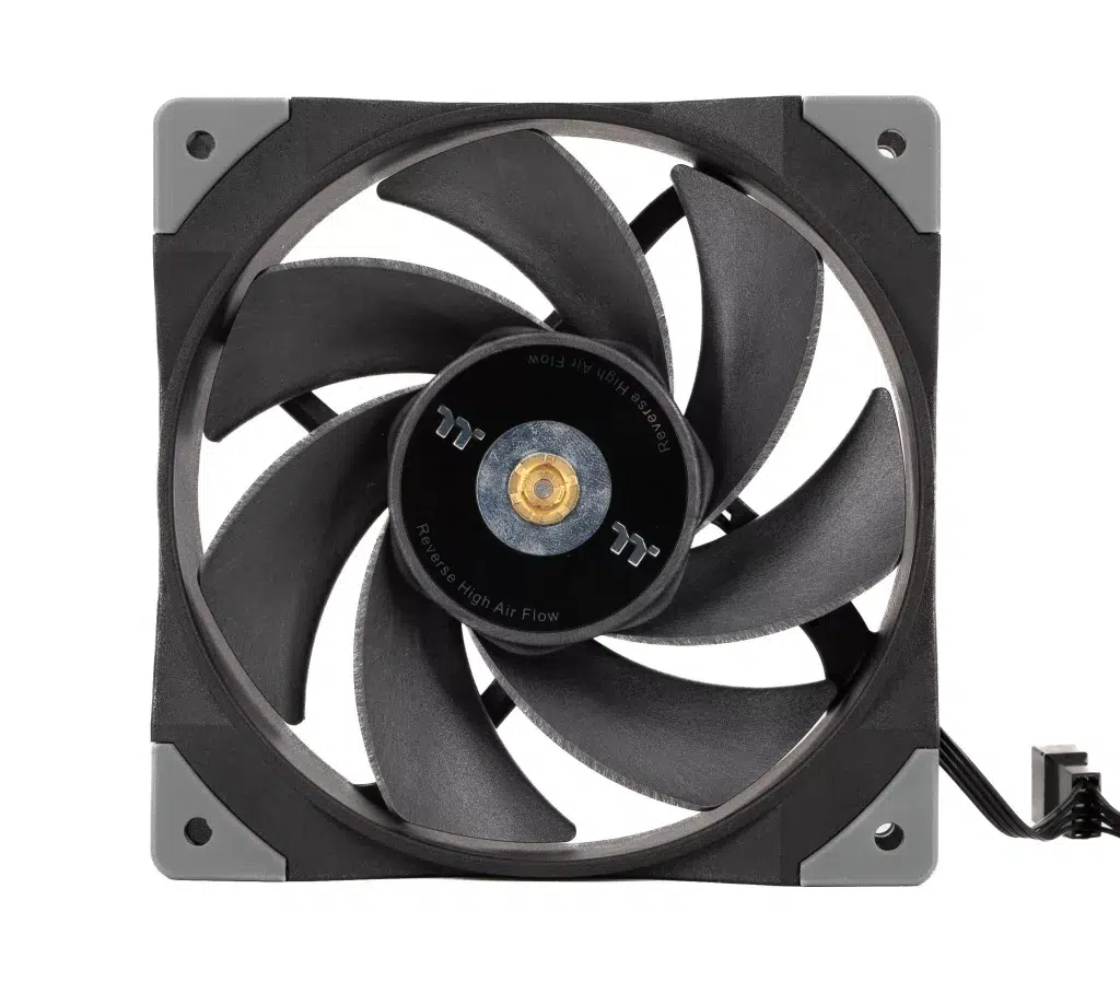 Thermaltake Swafan GT12 ventilateur face avant reverse