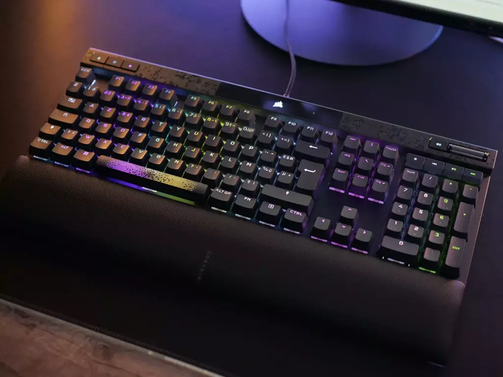 corsair k70 max rgb 13