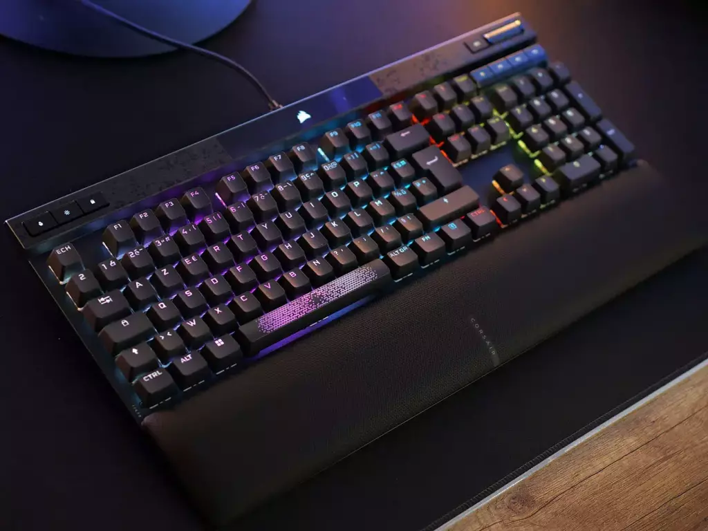 corsair k70 max rgb 14