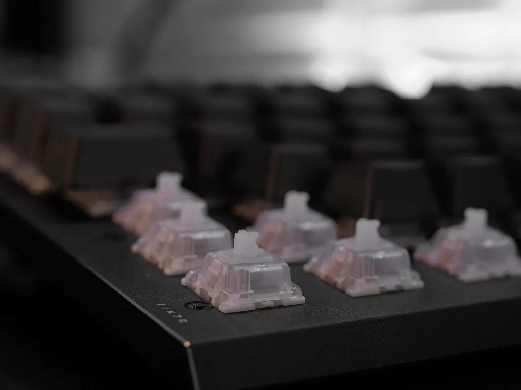 corsair k70 max switch corsair mgx 01