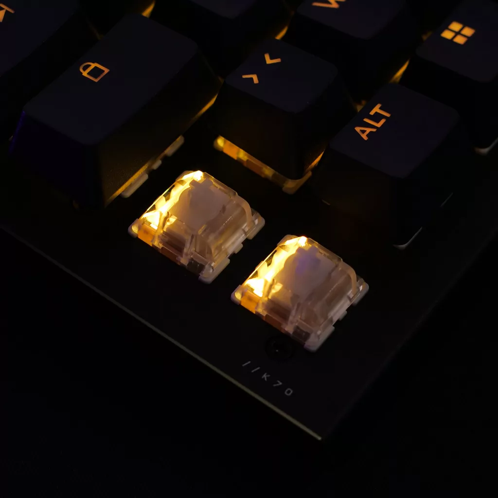 corsair k70 max switch corsair mgx rgb 03