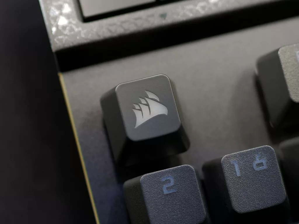 corsair k70 max touche corsair