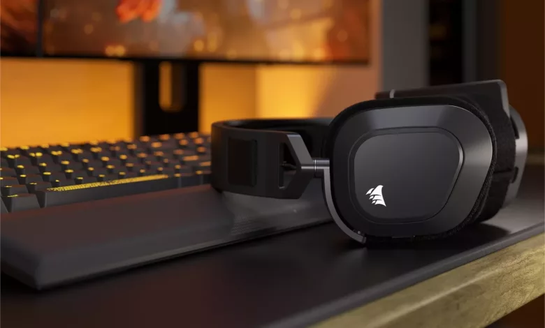 Corsair dévoile le clavier K70 Max RGB et le casque HS80 Max Wireless. 1 k70 max hs 80 max cover