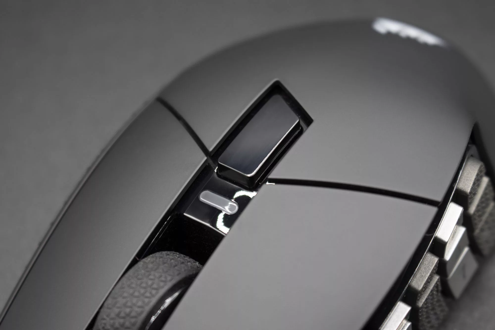 CORSAIR SCIMITAR ELITE Wireless LED bouton DPI