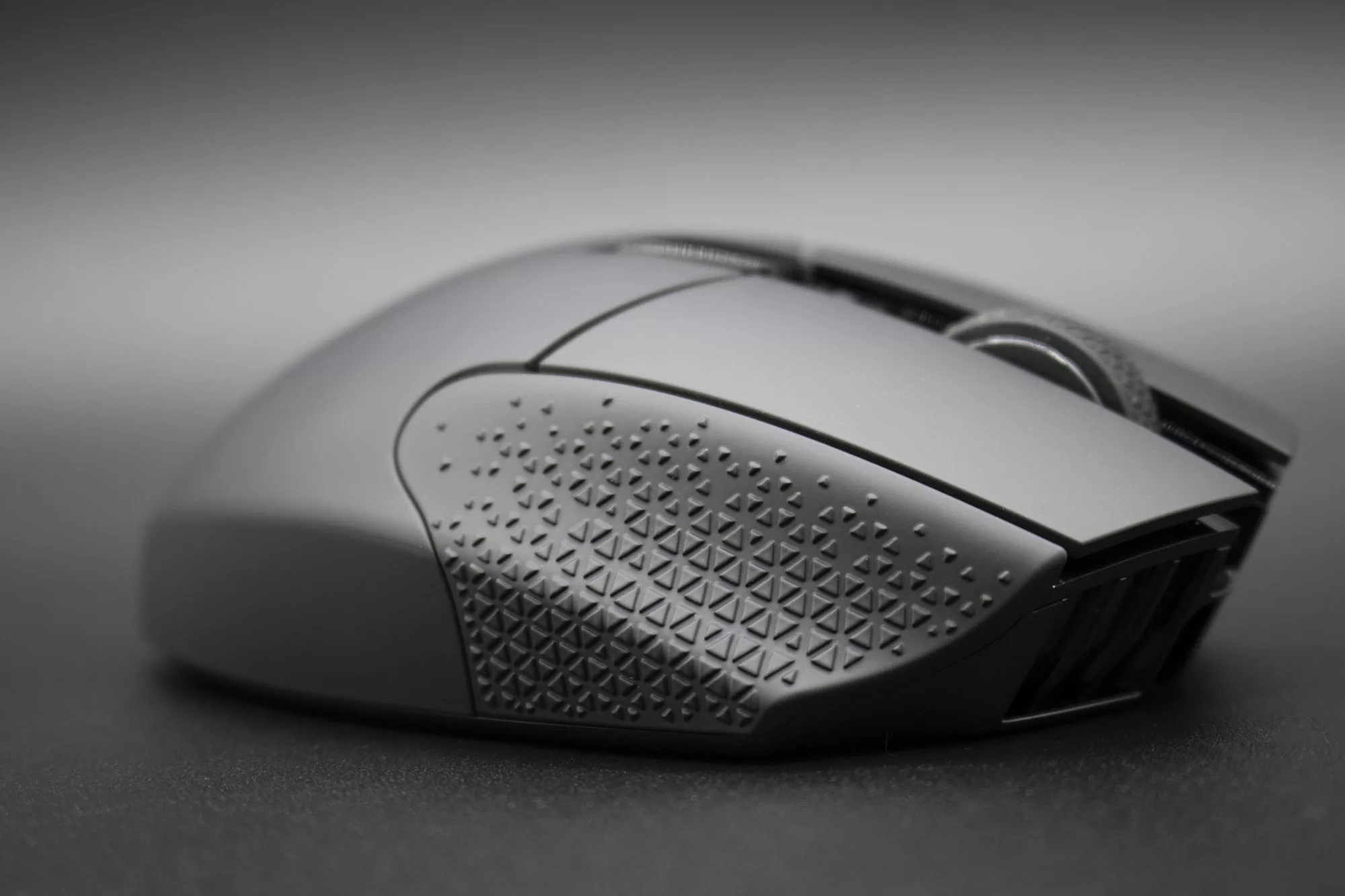 CORSAIR SCIMITAR ELITE Wireless grip latéral