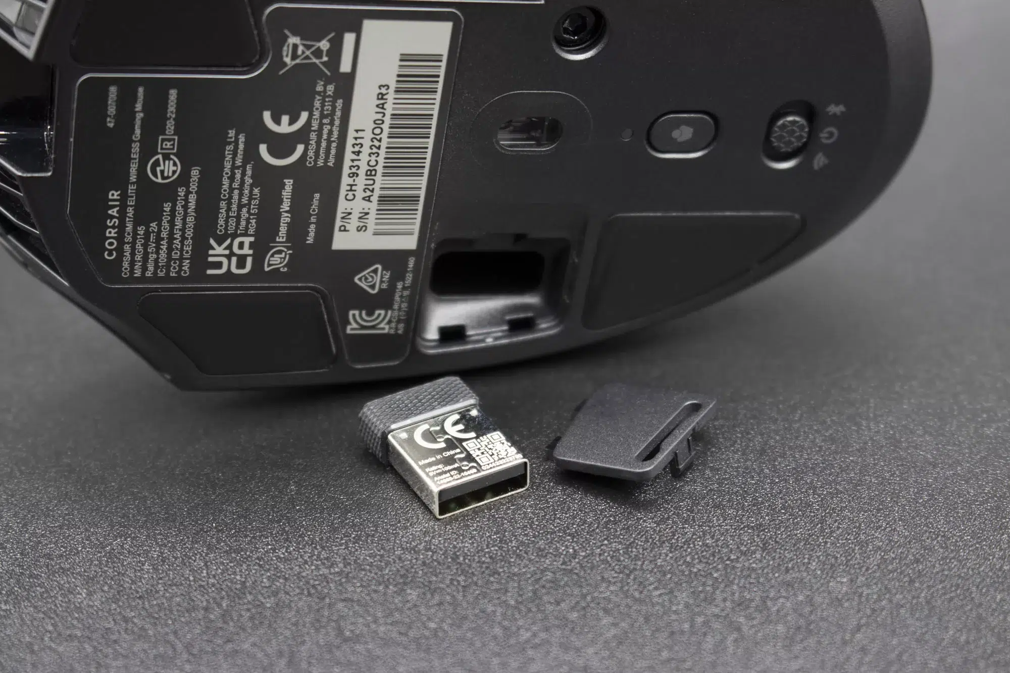 CORSAIR SCIMITAR ELITE Wireless trappe dongle