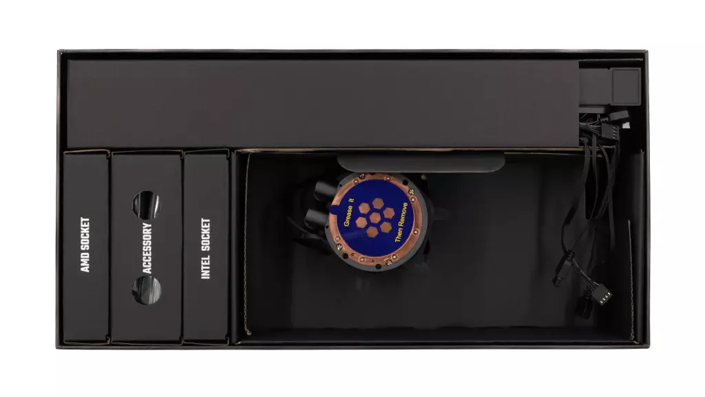 Cooler Master MasterLiquid 360 Atmos ouverture boite