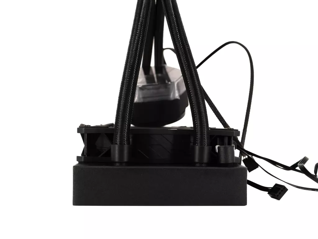 Cooler Master MasterLiquid 360 Atmos sortie tubes radiateur
