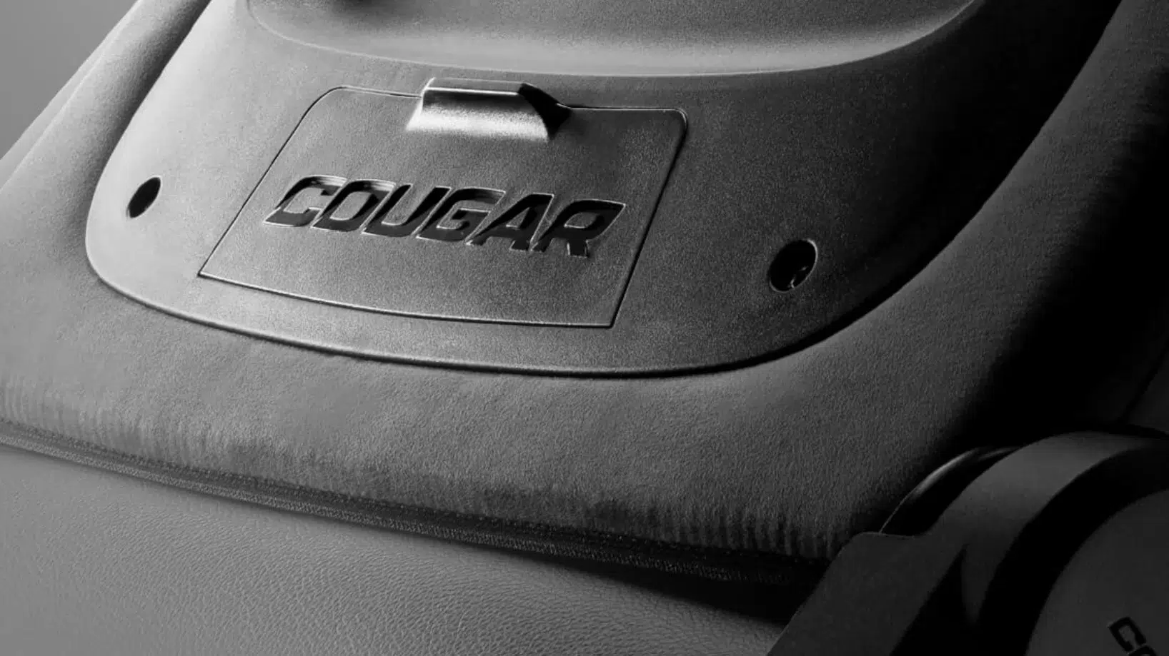 Cougar NxSys Aero batterie