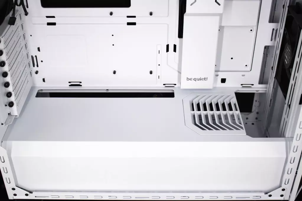 be quiet! Shadow Base 800 DX intérieur bas