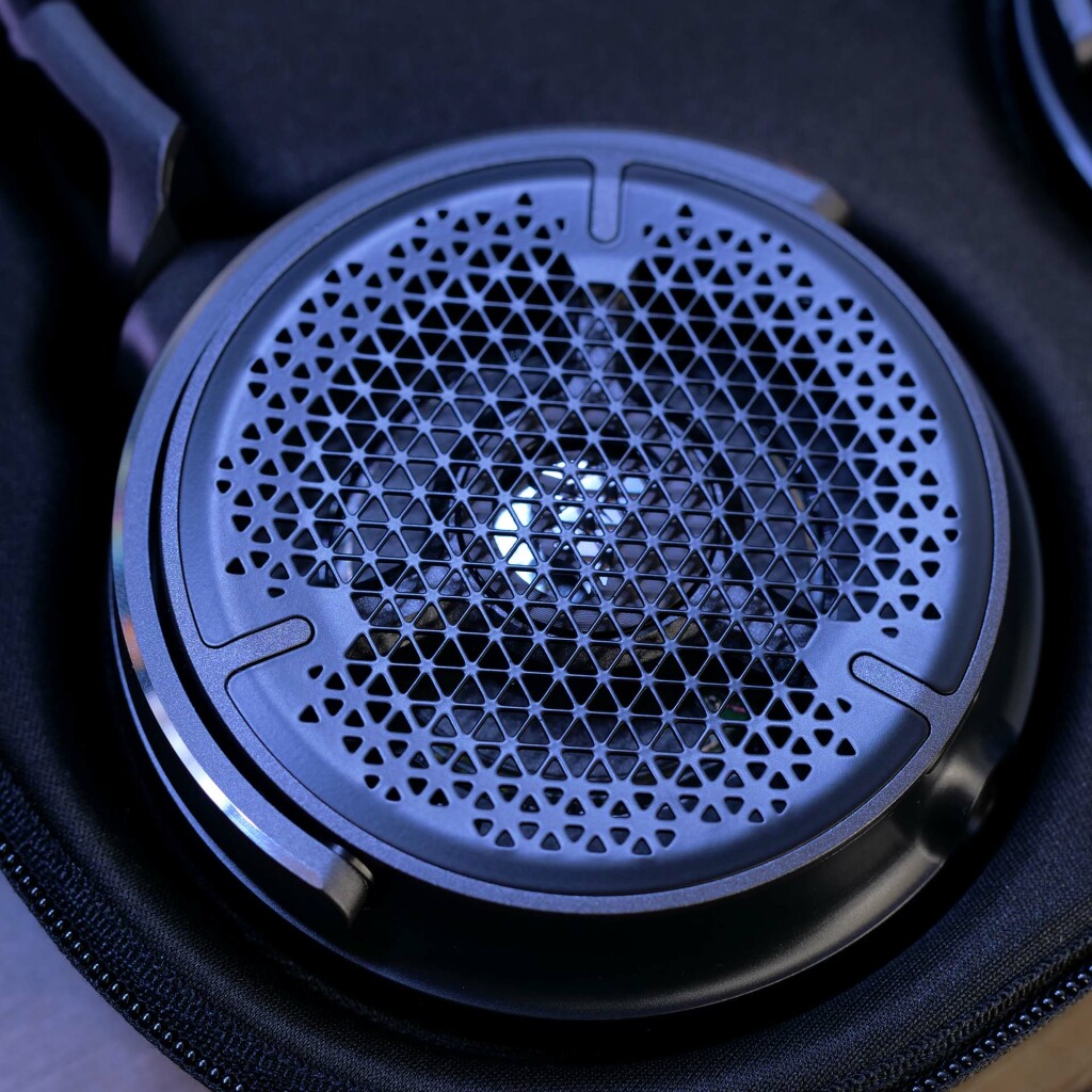 Le Corsair VIRTUOSO PRO à prix Black Friday : une affaire à ne pas manquer ! 5 corsair virtuoso pro alu cnc oreillette 01