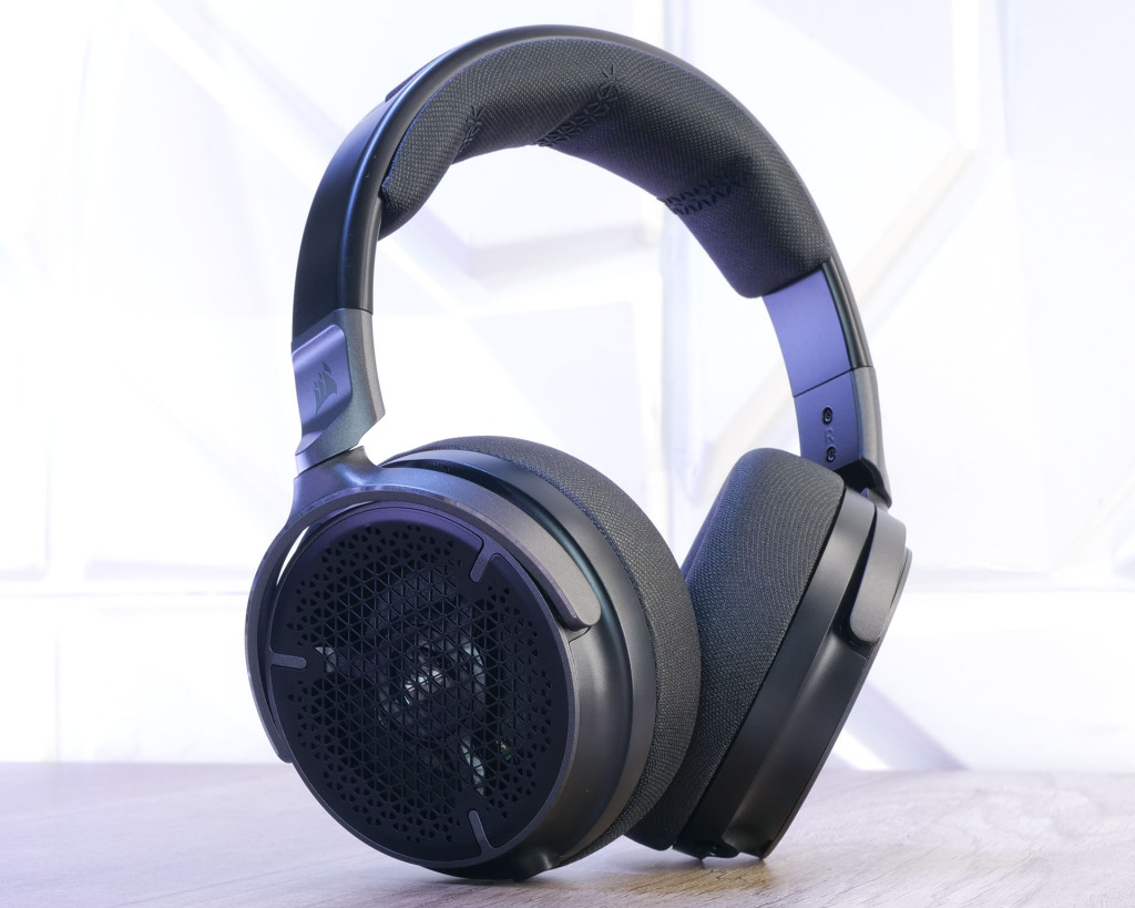Le Corsair VIRTUOSO PRO à prix Black Friday : une affaire à ne pas manquer ! 2 corsair virtuoso pro vue stand up