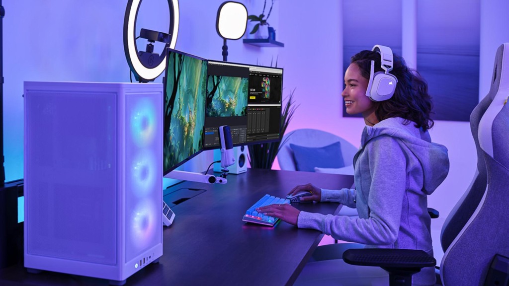 CORSAIR Platform:6 : trois bureaux d'ordinateur modulaires 4 Corsair Platform:6 installation