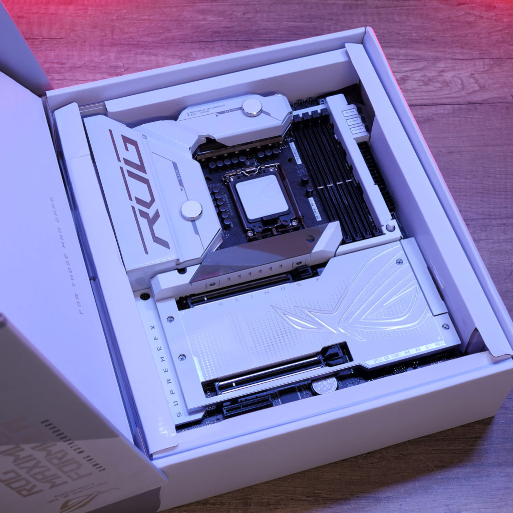 asus rog maximus z790 formula emballage ouverture