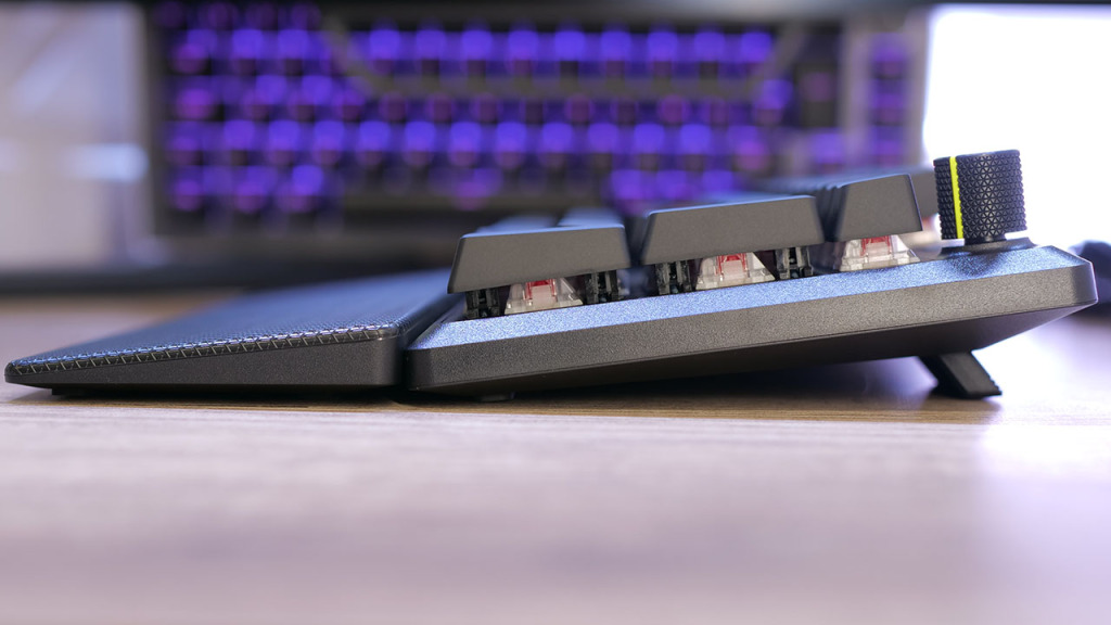 corsair k70 core pos haut