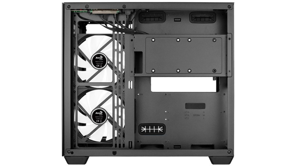 Boîtier Aerocool Dryft : du verre trempé sur deux parois 6 Aerocool Dryft côté droit