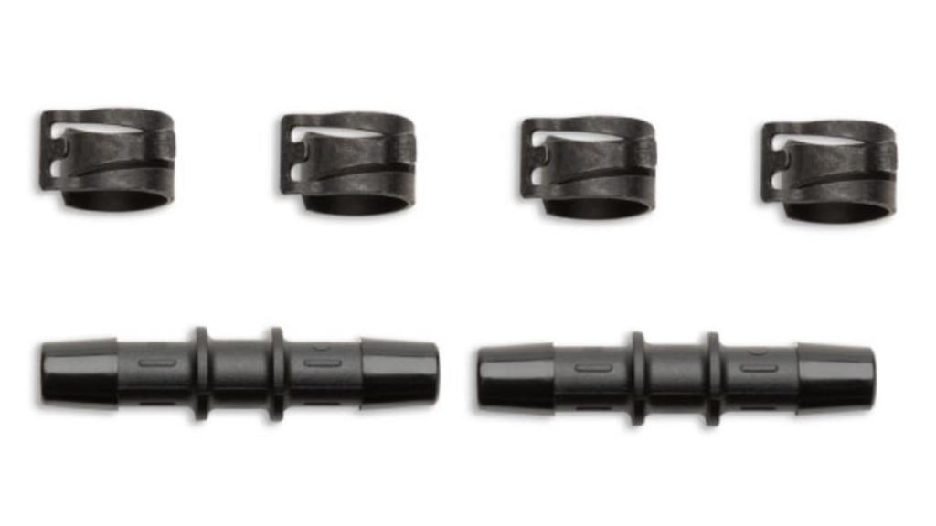 EK présente des tubes préformés à 45 et 90°et renforcés pour les endroits difficile à atteindre 3 EK Pro Tubing 1017mm Reinforced EPDM Preformed 45°90° Black raccords