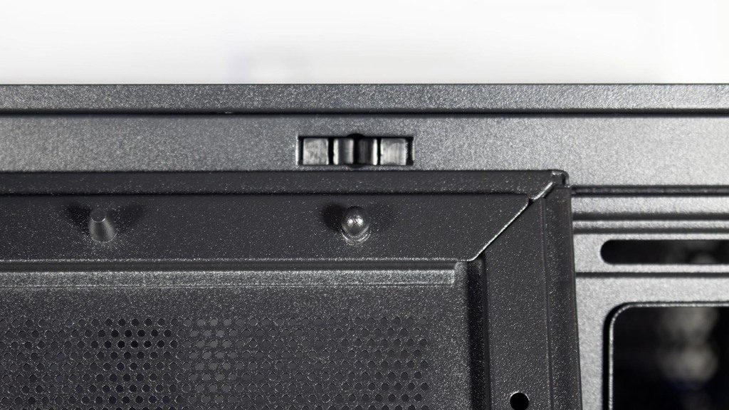 M RED Radian X attache paroi gauche