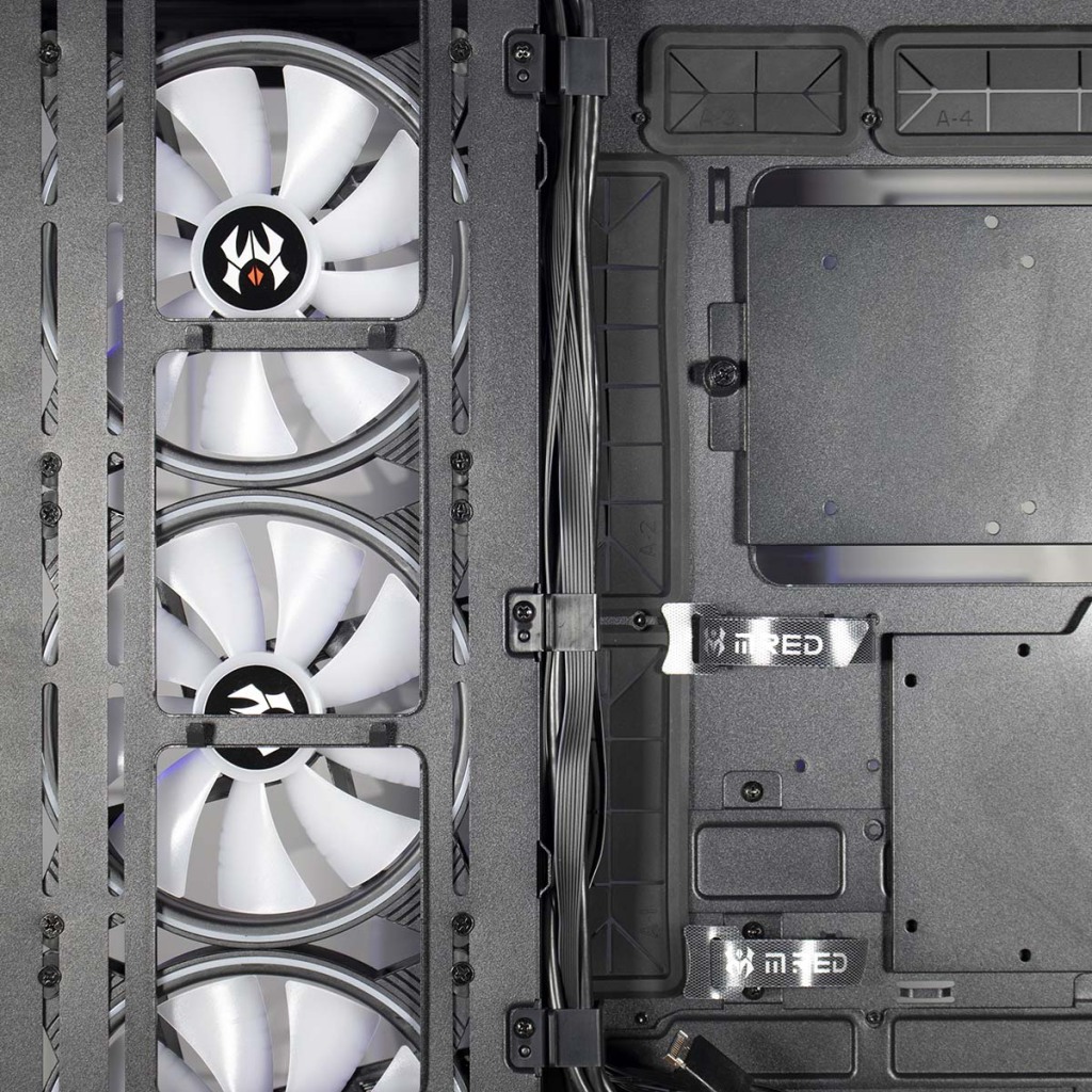 M RED Radian X chemin câbles 1