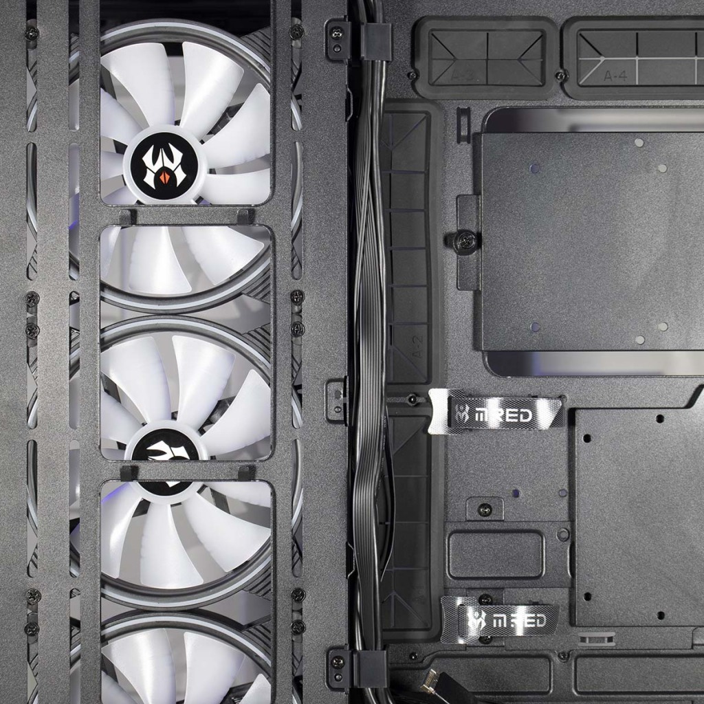 M RED Radian X chemin câbles 2