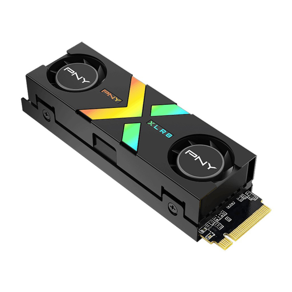 SSD PNY CS3150 : dissipateur avec deux ventilateurs 4 PNY CS3150 RGB