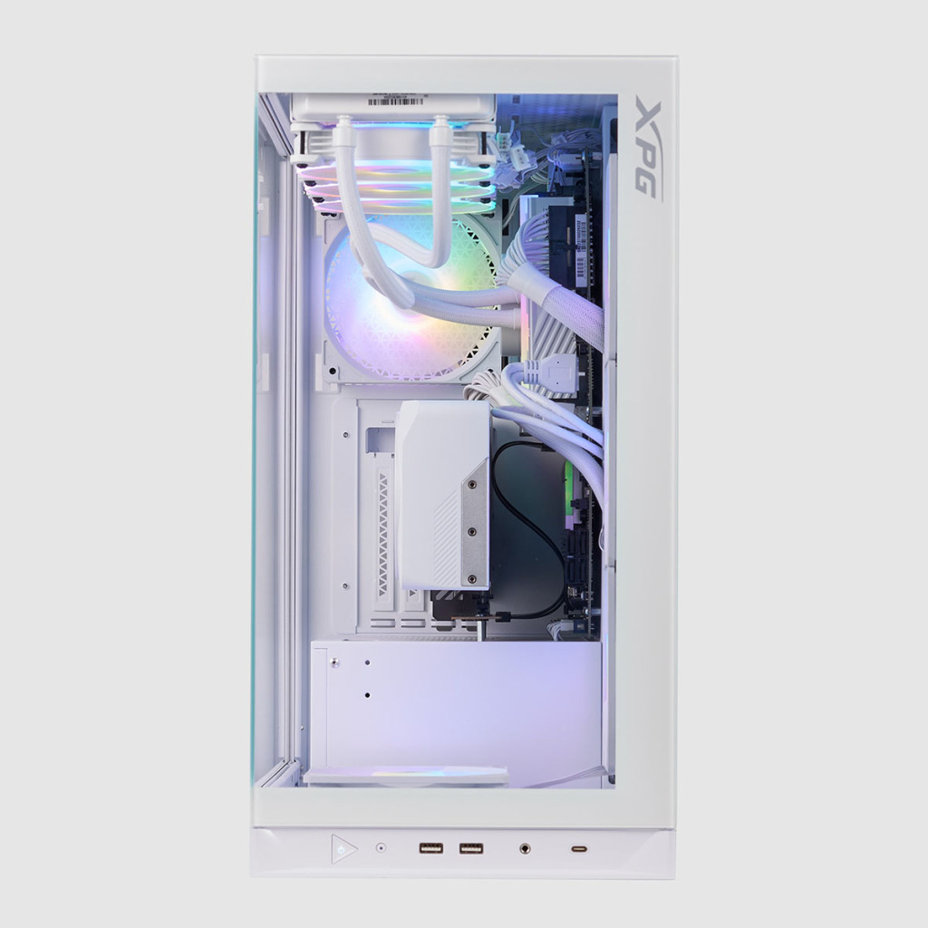 XPG présente le boîtier moyen tour INVADER X 5 XPG INVADER X façade