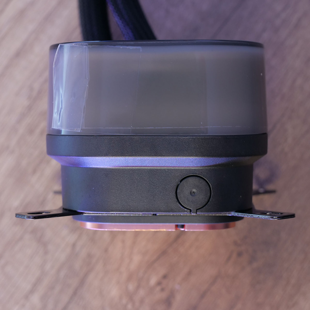 icue link h170i lcd pompe detail 03