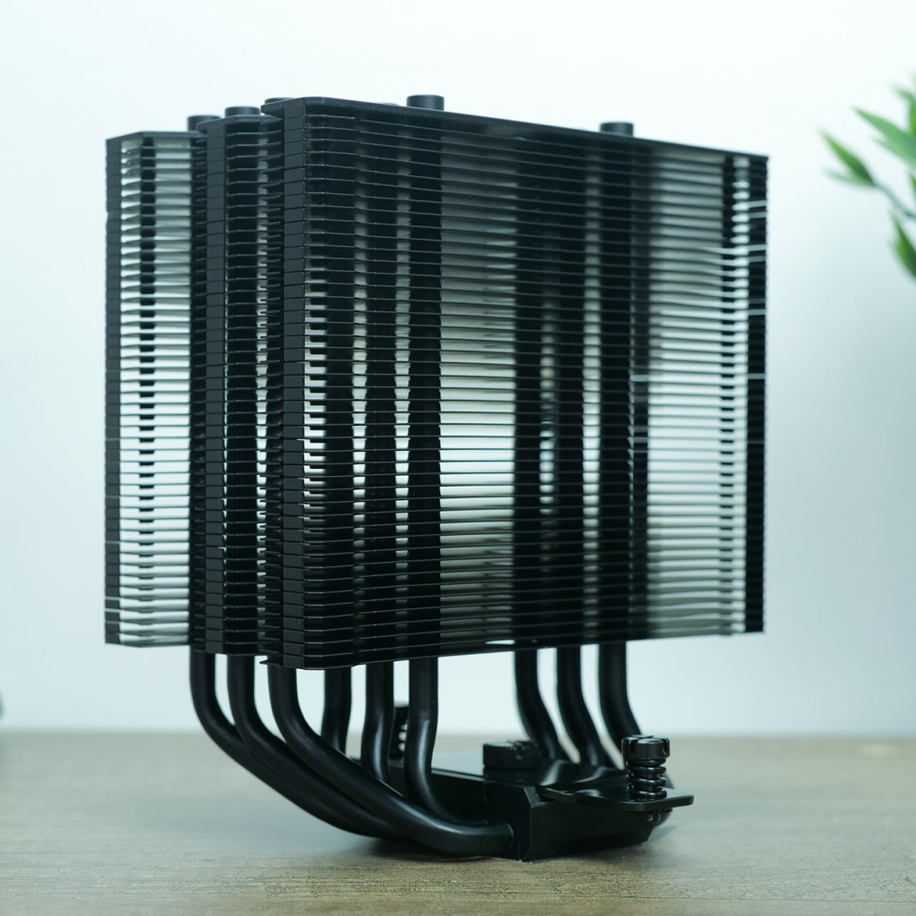 mred zephyr dark pro detail 03