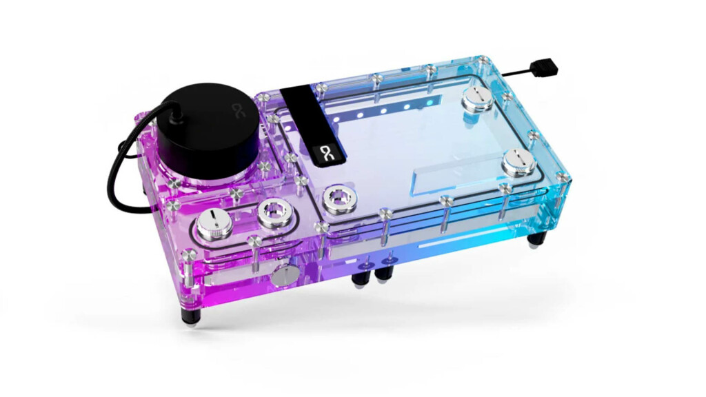 Alphacool présente le Core Flat Reservoir : des matériaux haute qualité et une installation facile 4 Alphacool Core Flat Reservoir 240 top