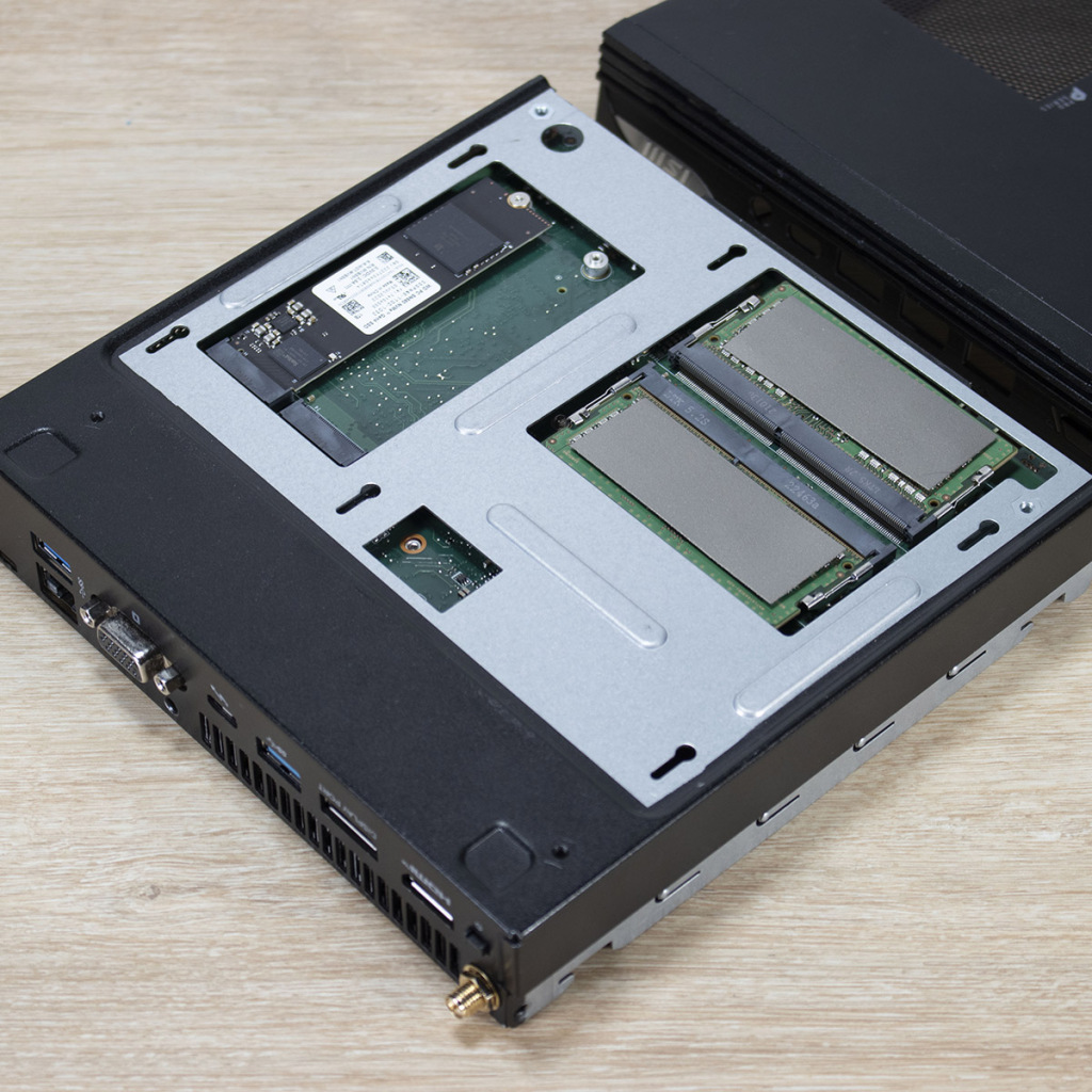MSI PRO DP10 13M intérieur dos