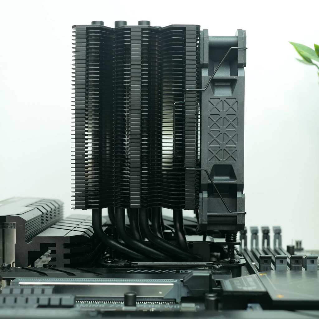 mred zephyr dark pro montage vue 03 1