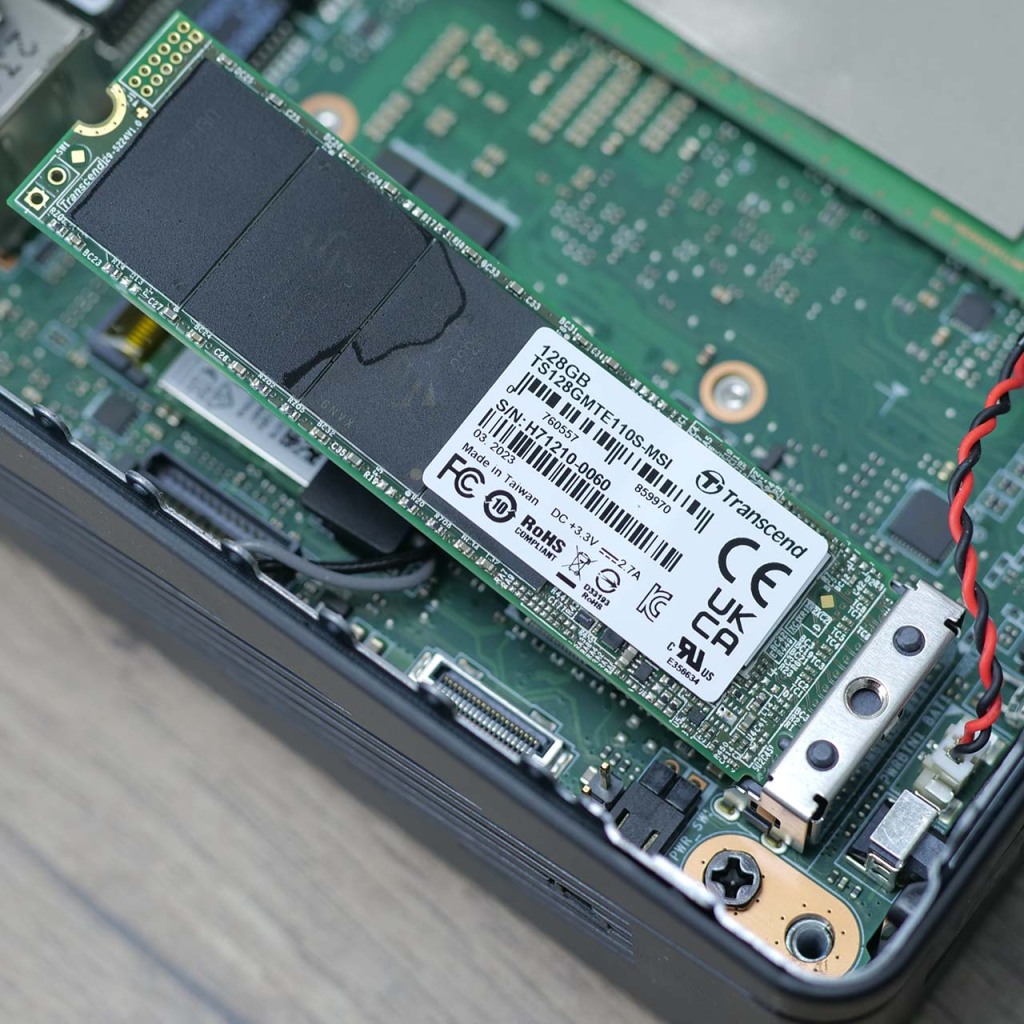 msi cubi n adl n100 interieur m2