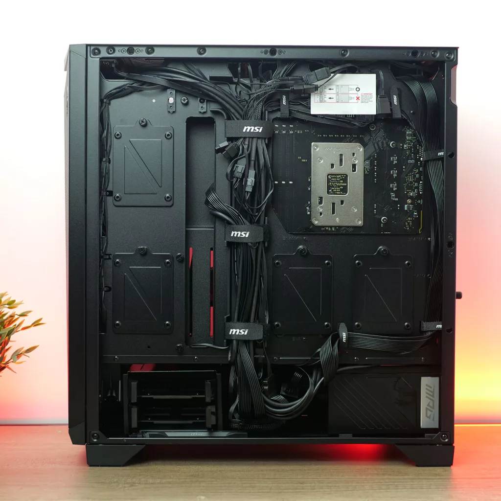 pc gamer msi amd infomax concours rx 7900 xtx ryzen 7700 cable management 1