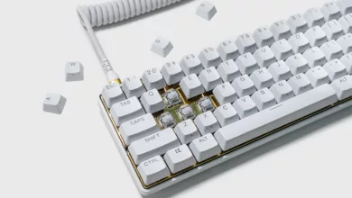 Apex Pro Mini White x Gold  Couv