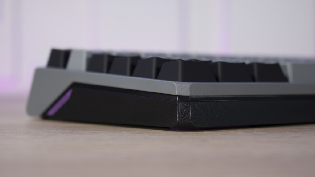 Cooler Master MK770 bord inférieur