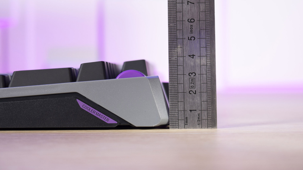 Cooler Master MK770 mesure arrière 1