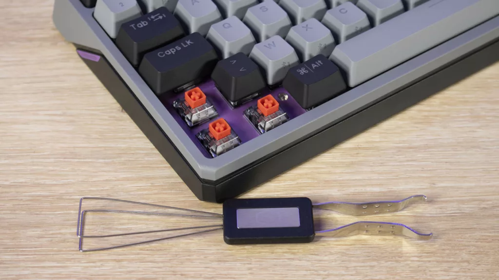 Cooler Master MK770 switches red