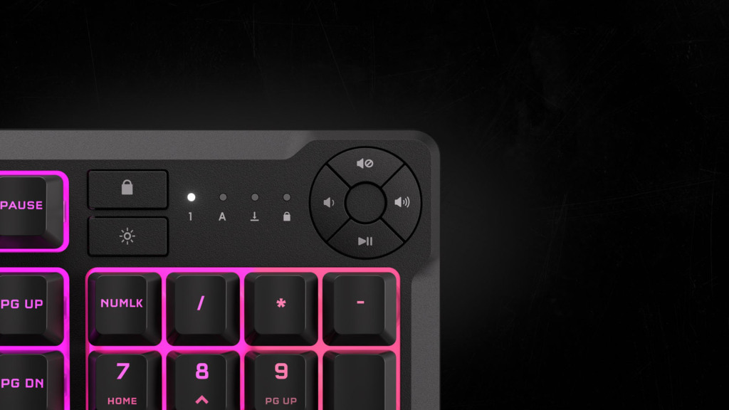 CORSAIR lance le K55 CORE, le clavier pour enchaîner les victoires 3 Corsair K55 Core multimédia