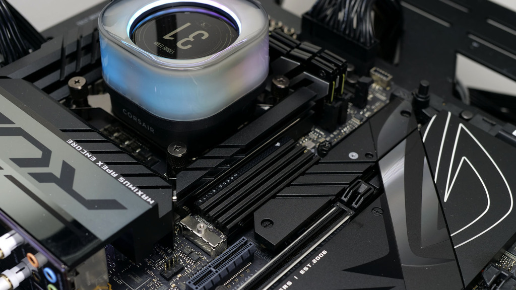 CORSAIR Dévoile le Nouveau SSD MP600 ELITE avec des Performances Exceptionnelles 2 mp600 elite 2 to heatsink z790 14900k test config