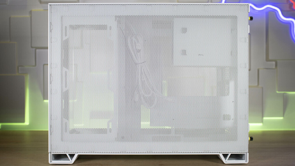 CORSAIR 2500X côté droit