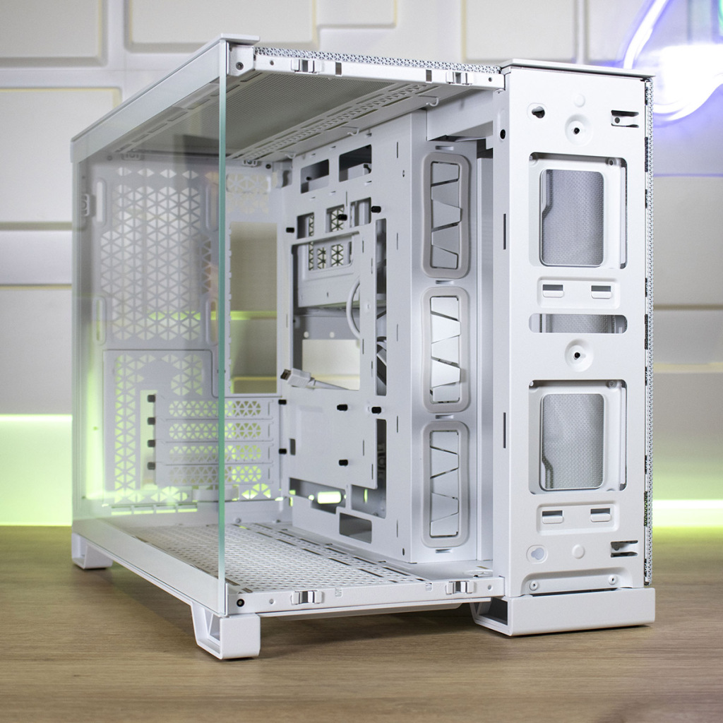 CORSAIR 2500X façade 3