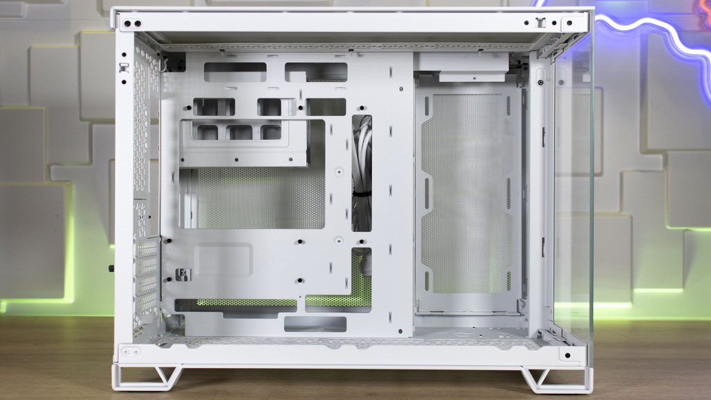 CORSAIR 2500X interieur